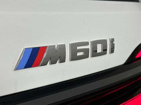 Used 2025 BMW X7 M60i AWD/4WD image 28