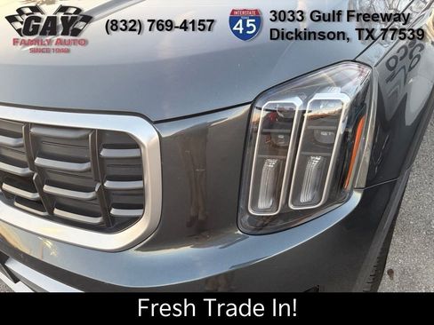 Used 2023 Kia Telluride SX Prestige image 4