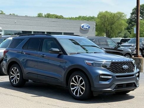 Used 2020 Ford Explorer ST w/ Premium Technology Package AWD/4WD image 38