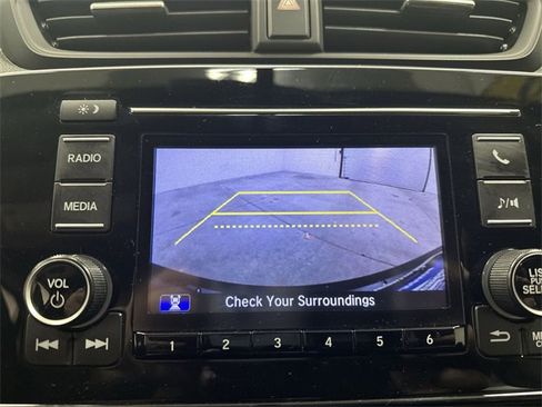 Used 2019 Honda CR-V LX image 28