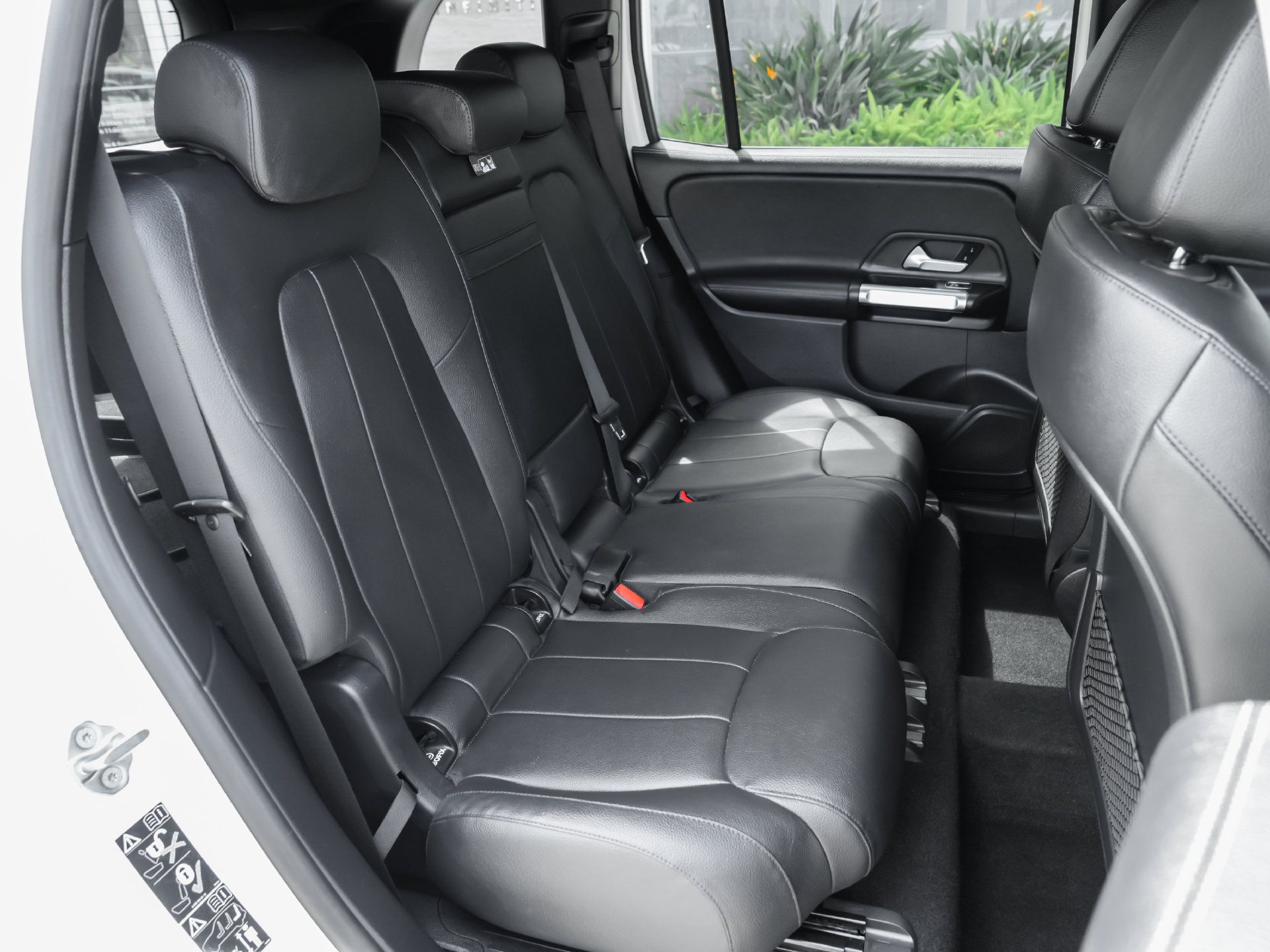 Used 2022 Mercedes-Benz GLB 250 image 38