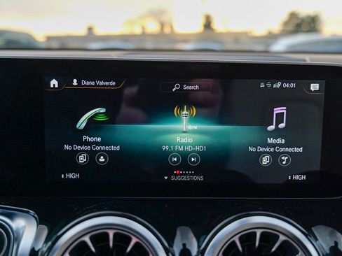 Used 2021 Mercedes-Benz GLB 250 4MATIC image 44