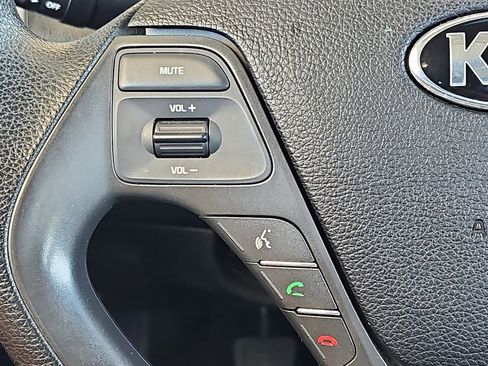 Used 2017 Kia Forte LX FWD image 20