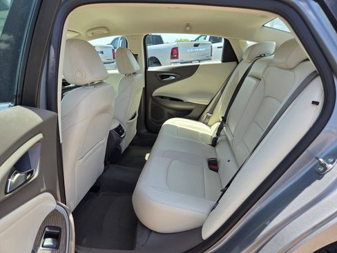 Used 2024 Chevrolet Malibu LT FWD image 15