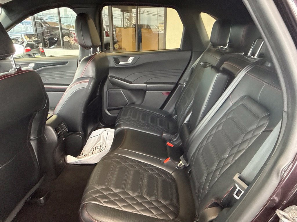 Used 2023 Ford Escape ST-Line Elite w/ Premium Technology Package AWD/4WD image 15