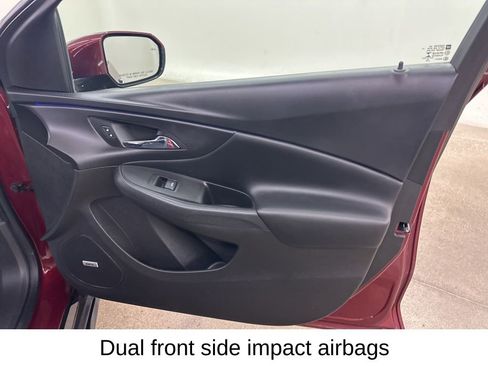 Used 2017 Chevrolet Volt Premier w/ Driver Confidence II Package FWD image 21