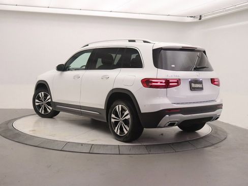 Certified 2026 Mercedes-Benz GLB 250 image 2