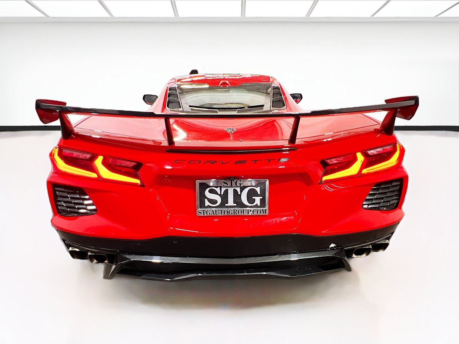 Used 2021 Chevrolet Corvette Stingray Premium Cpe w/ Z51 Performance Package RWD image 5