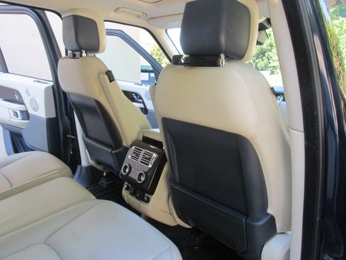 Used 2020 Land Rover Range Rover HSE image 78