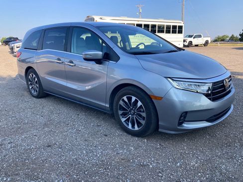 Used 2023 Honda Odyssey EX-L image 10