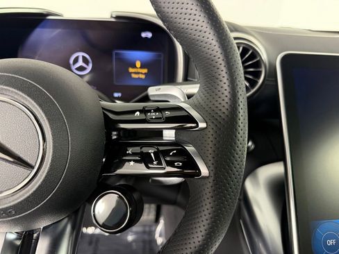 Used 2022 Mercedes-Benz SL 63 AMG 4MATIC image 26