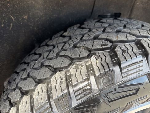 Used 2025 Chevrolet Equinox ACTIV w/ Safety and Technology Package image 50