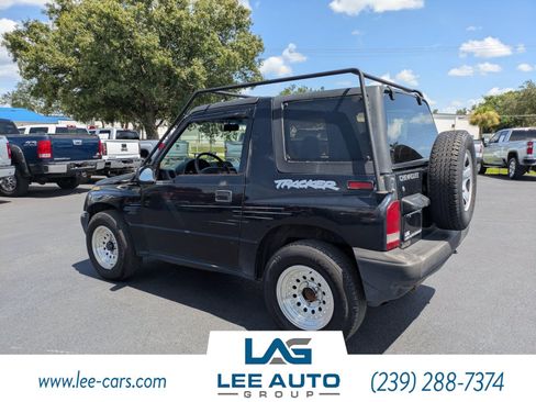Used 1998 Chevrolet Tracker 4WD Convertible image 5
