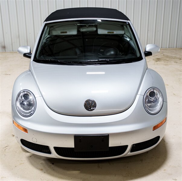 Used 2007 Volkswagen Beetle Convertible FWD image 22