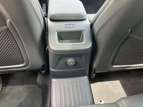 New 2026 Volvo XC60 T8 Ultra w/ Climate Package AWD/4WD image 17