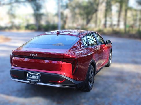 New 2025 Kia K4 LXS image 10