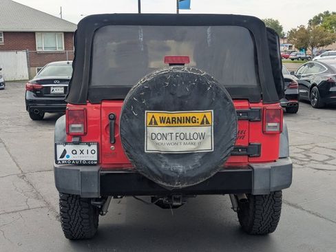 Used 2015 Jeep Wrangler Sport image 4