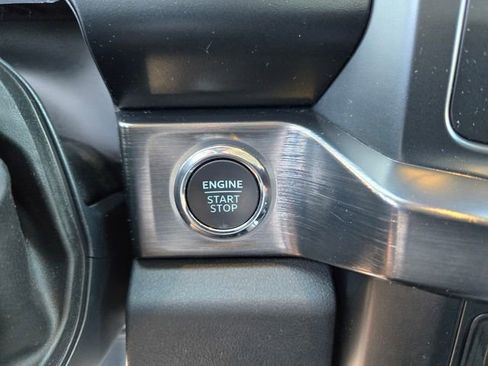Certified 2024 Ford F250 Lariat AWD/4WD image 18