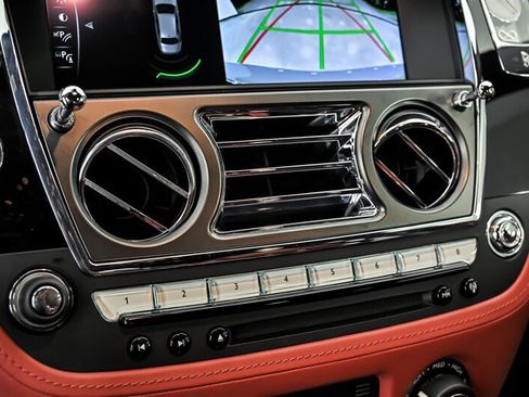 Used 2018 Rolls-Royce Ghost RWD image 34
