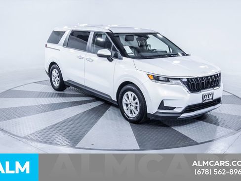 Used 2024 Kia Carnival LX image 14