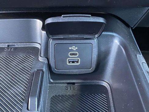 New 2026 Ford Bronco Outer Banks AWD/4WD image 18