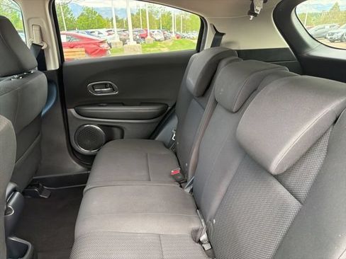 Used 2018 Honda HR-V EX image 21