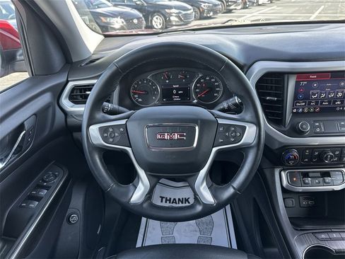 Used 2023 GMC Acadia SLT image 14