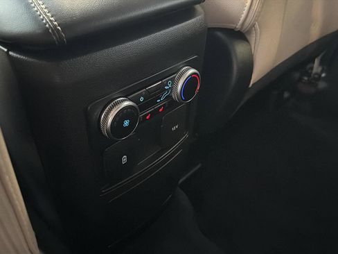 Used 2023 Ford Explorer Limited RWD image 12