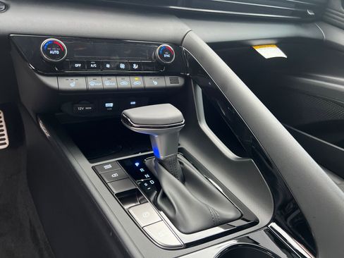 New 2026 Hyundai Elantra SEL Sport Premium FWD image 26
