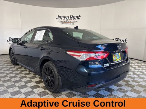 Used 2020 Toyota Camry LE w/ Convenience Package image 8