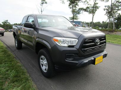 Used 2016 Toyota Tacoma SR