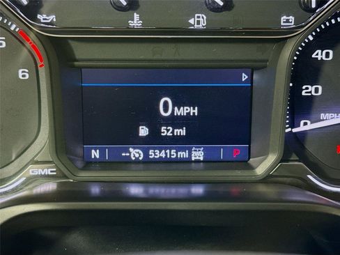 Used 2020 GMC Sierra 1500 SLT w/ Driver Alert Package II AWD/4WD image 3