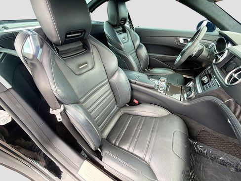 Used 2016 Mercedes-Benz SL 63 AMG w/ Driver Assistance Package image 14