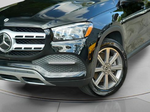 Used 2022 Mercedes-Benz GLS 450 4MATIC image 23