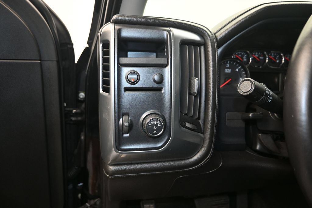 Used 2014 Chevrolet Silverado 1500 LTZ w/ LTZ Plus Package RWD image 13