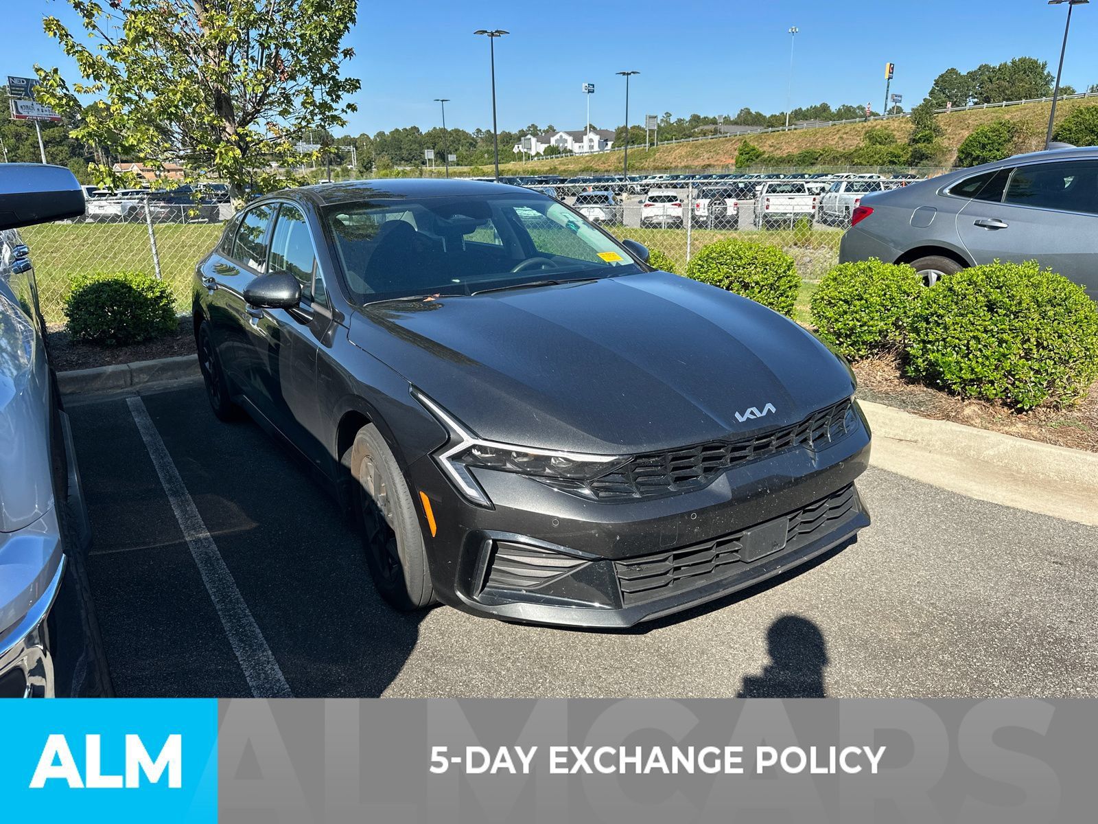 Used 2025 Kia K5 LXS FWD image 3