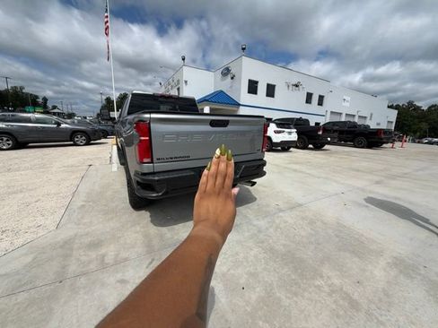 Used 2025 Chevrolet Silverado 2500 LT w/ Trail Boss Package AWD/4WD image 14