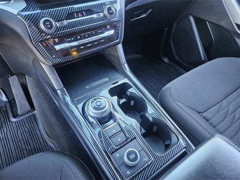 Used 2020 Ford Explorer XLT w/ Comfort Package image 24