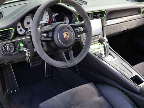 Used 2019 Porsche 911 GT3 RS RWD image 26