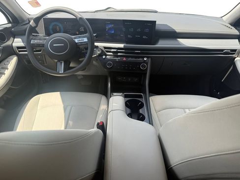 Used 2025 Hyundai Sonata SEL FWD image 10