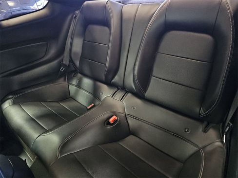 Used 2018 Ford Mustang GT Premium image 13