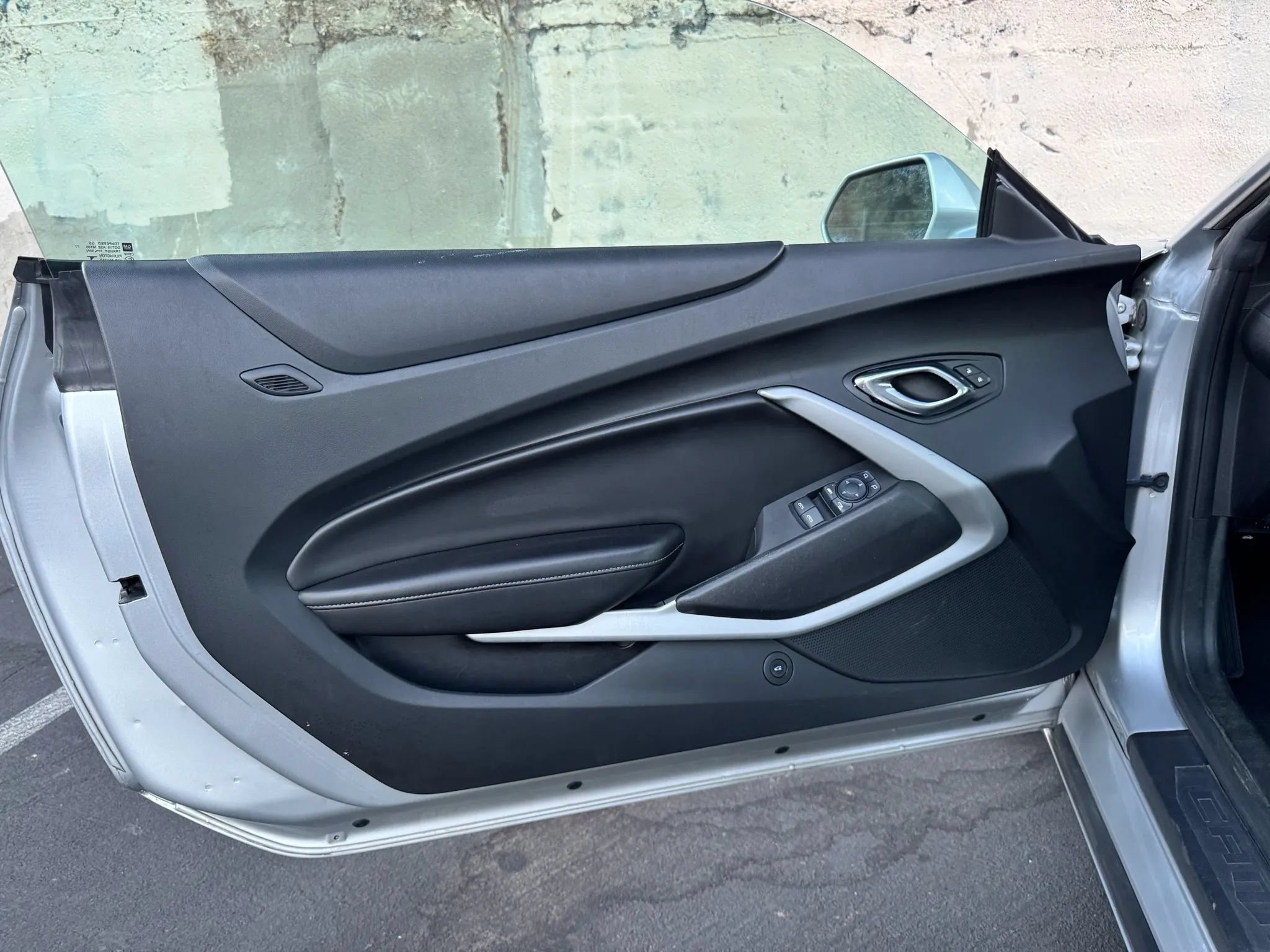 Used 2017 Chevrolet Camaro SS RWD image 20