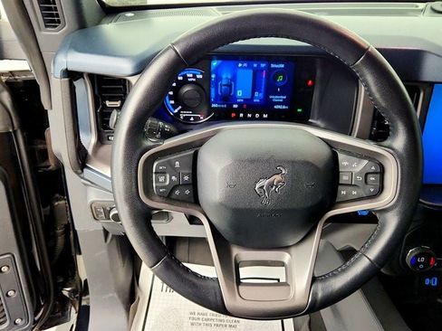 Used 2023 Ford Bronco Outer Banks AWD/4WD image 13