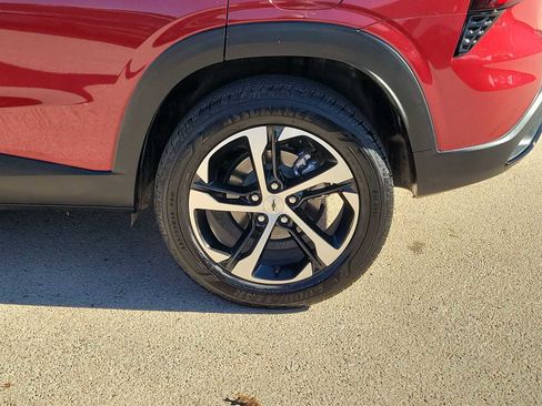 Used 2024 Chevrolet Trax RS w/ Driver Confidence Package image 8