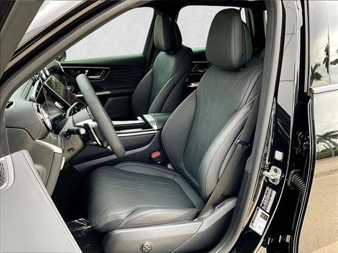 New 2025 Mercedes-Benz GLC 63 AMG S image 11