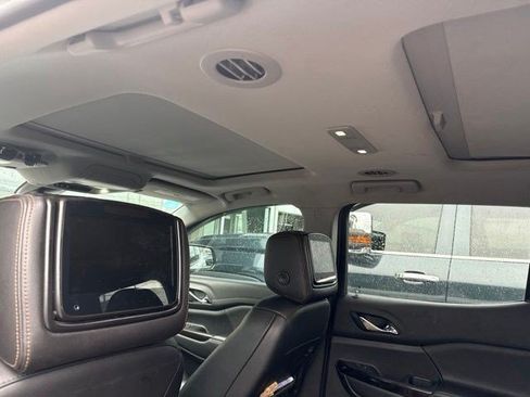 Used 2022 GMC Acadia AT4 w/ Preferred Package AWD/4WD image 34