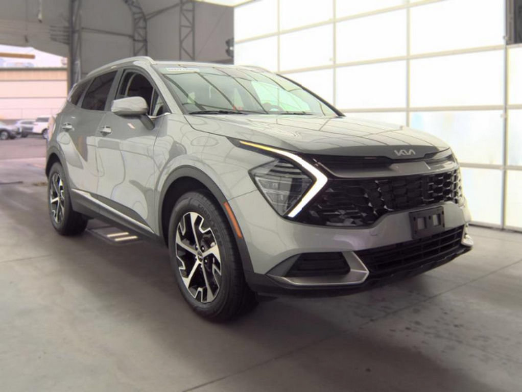 Used 2024 Kia Sportage EX AWD/4WD image 4