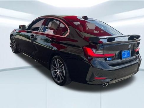 Used 2020 BMW 330i Sedan w/ Convenience Package RWD image 2