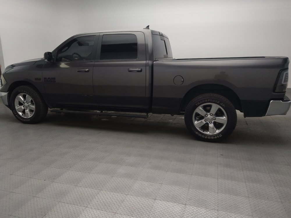 Used 2019 RAM 1500 Big Horn RWD image 3