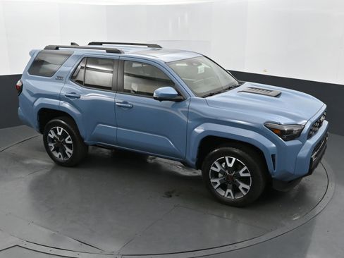 Used 2025 Toyota 4Runner TRD Sport Premium AWD/4WD image 33